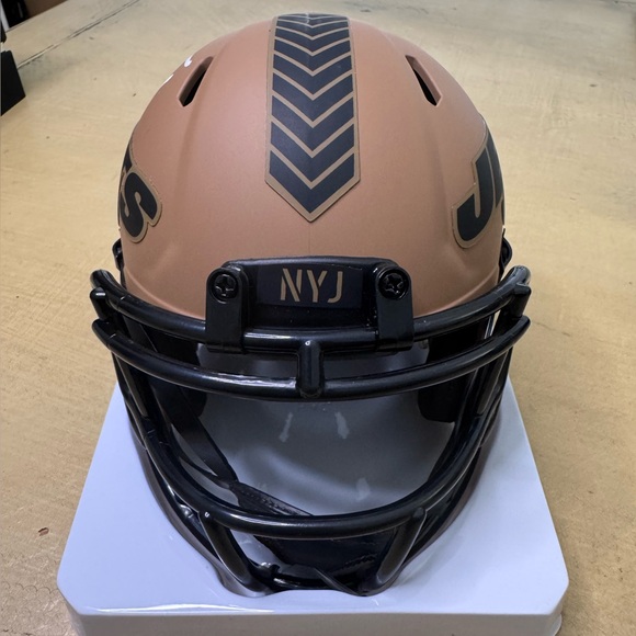 Sauce Gardner NY Jets Salute to service Autographed Mini Helmet - Picture 2 of 6